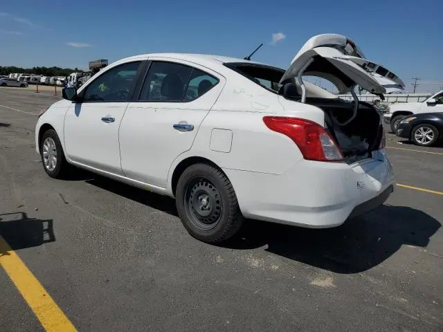 2019 NISSAN VERSA S