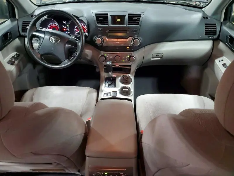 2012 TOYOTA HIGHLANDER BASE  