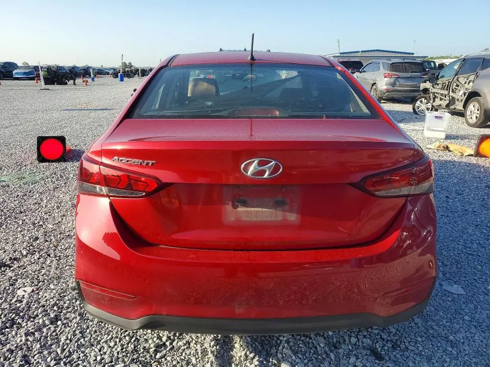 2018 HYUNDAI ACCENT SE  