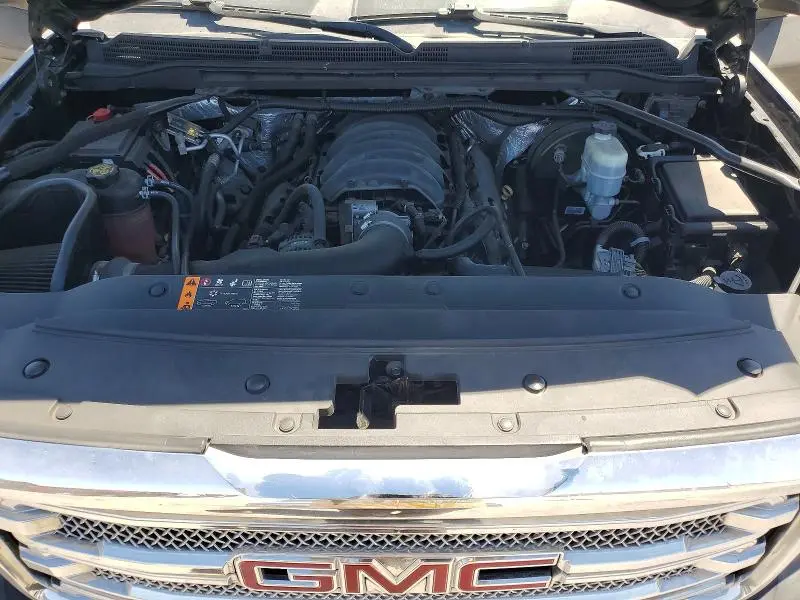 2018 GMC SIERRA K1500 SLT  