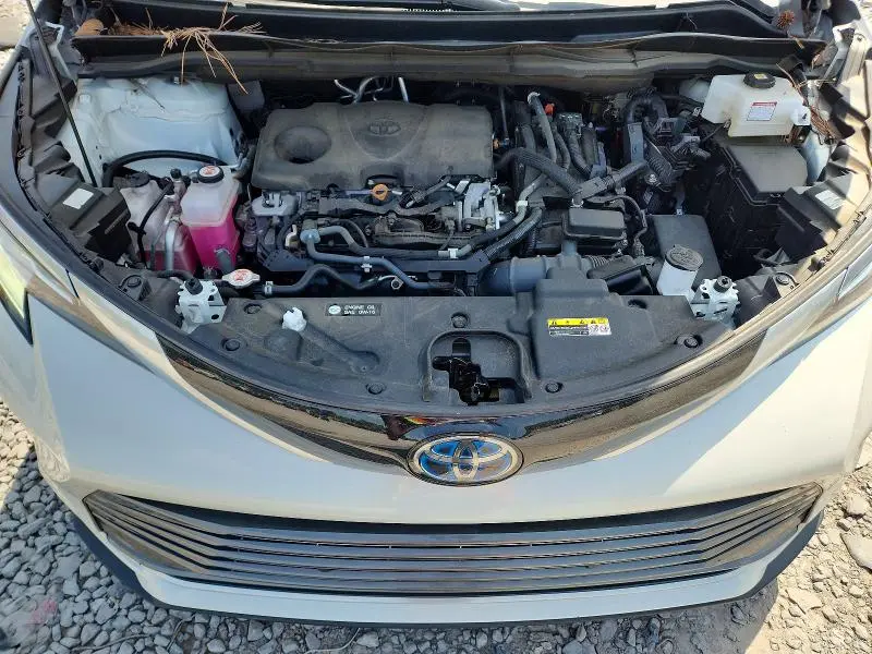 2021 TOYOTA SIENNA LIMITED 7-PASSENGER  