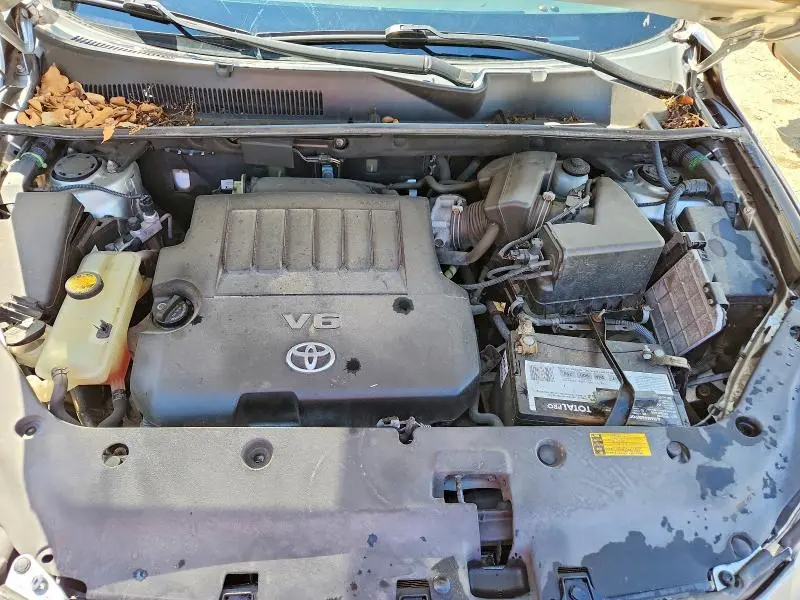 2011 TOYOTA RAV4 LIMITED  