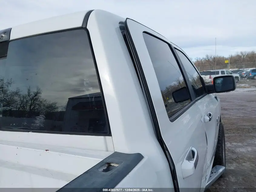 2017 RAM 1500 BIG HORN  4X2 6'4 BOX