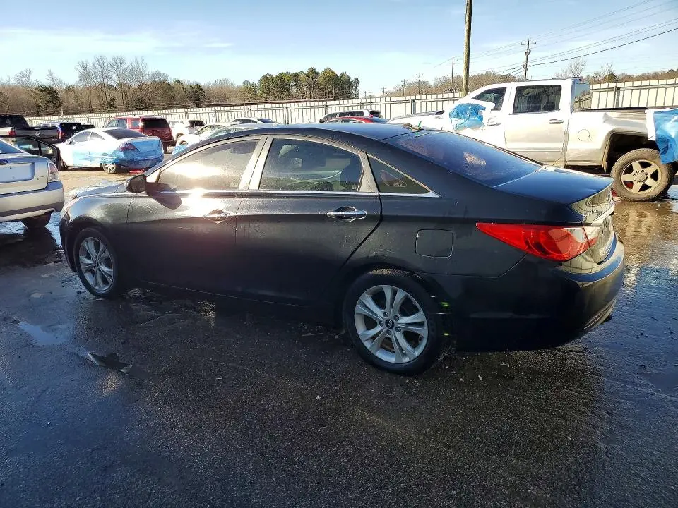 2013 HYUNDAI SONATA SE  