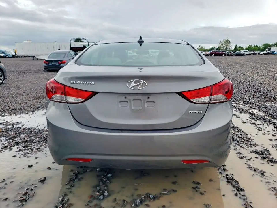 2013 HYUNDAI ELANTRA LIMITED  