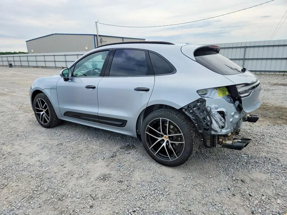 2023 PORSCHE MACAN BASE  