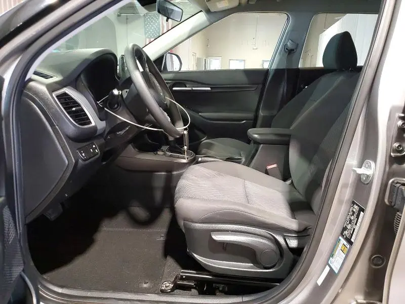 2023 KIA SELTOS LX  