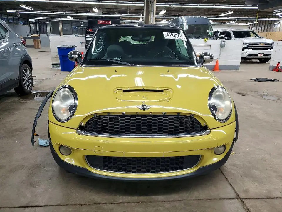 2010 MINI COOPER S  
