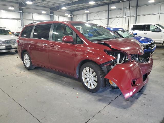 2015 TOYOTA SIENNA LE