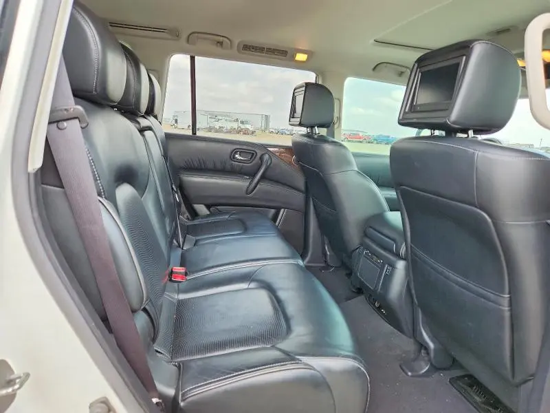 2017 INFINITI QX80 BASE  