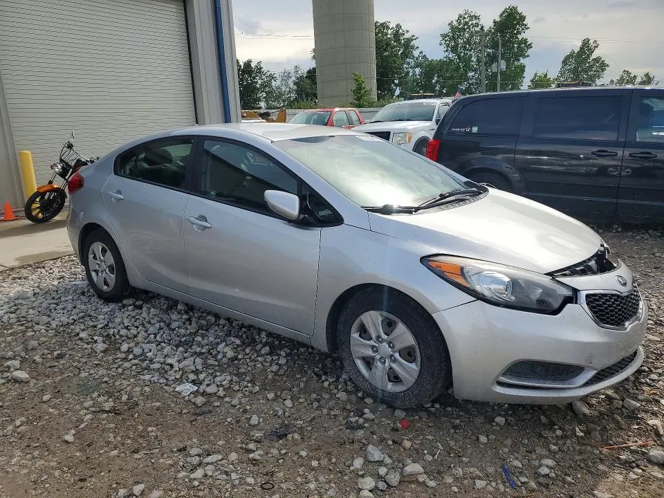 2016 KIA FORTE LX  