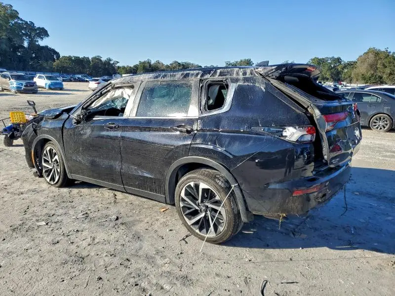 2022 MITSUBISHI OUTLANDER SE  