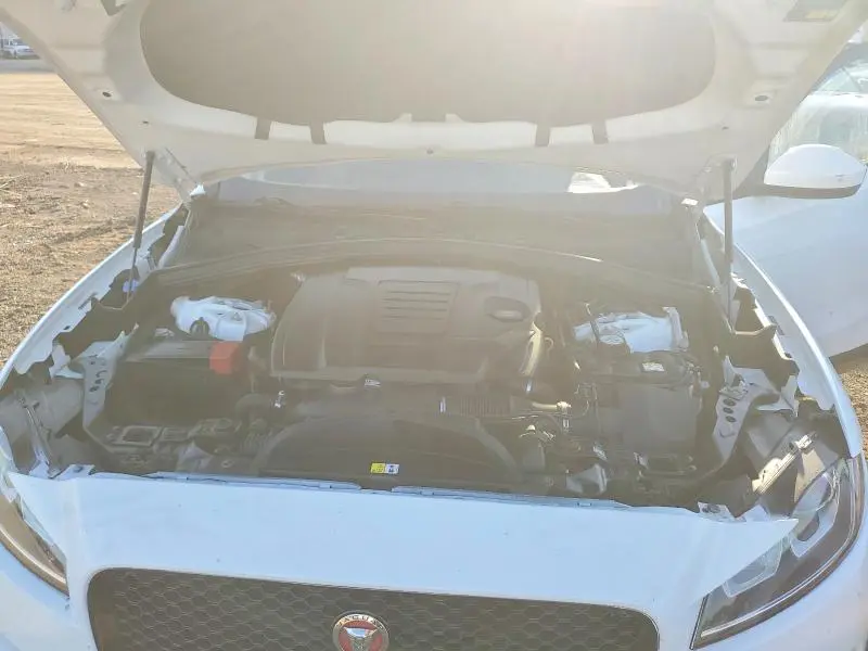 2018 JAGUAR F-PACE PREMIUM  