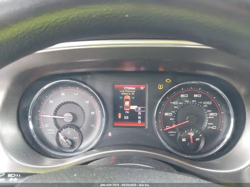 2014 DODGE CHARGER SE