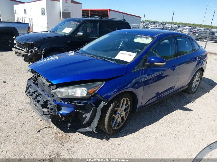 2015 FORD FOCUS SE
