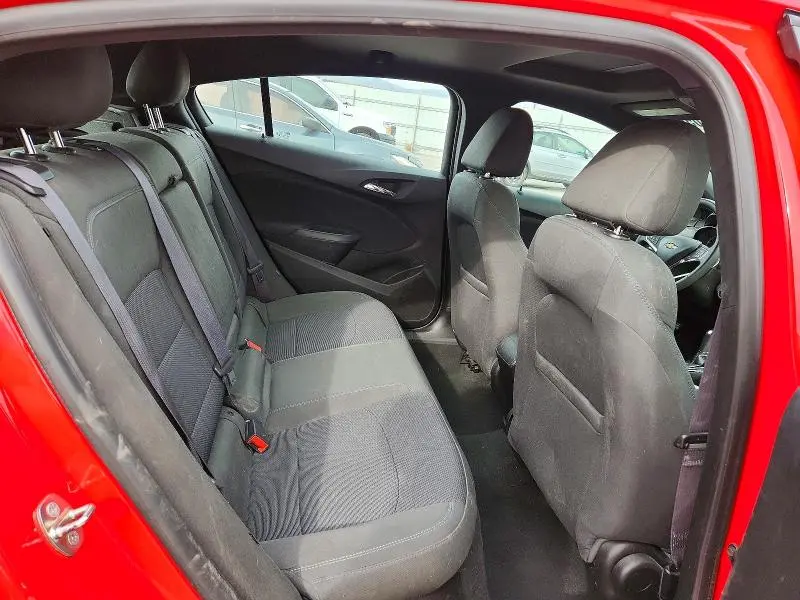 2017 CHEVROLET CRUZE LT  