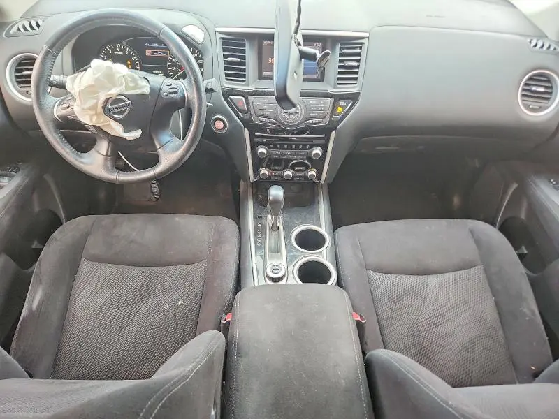 2015 NISSAN PATHFINDER SV  
