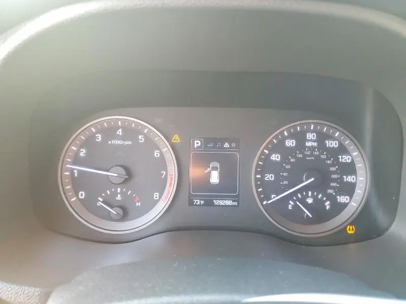 2016 HYUNDAI TUCSON SPORT  