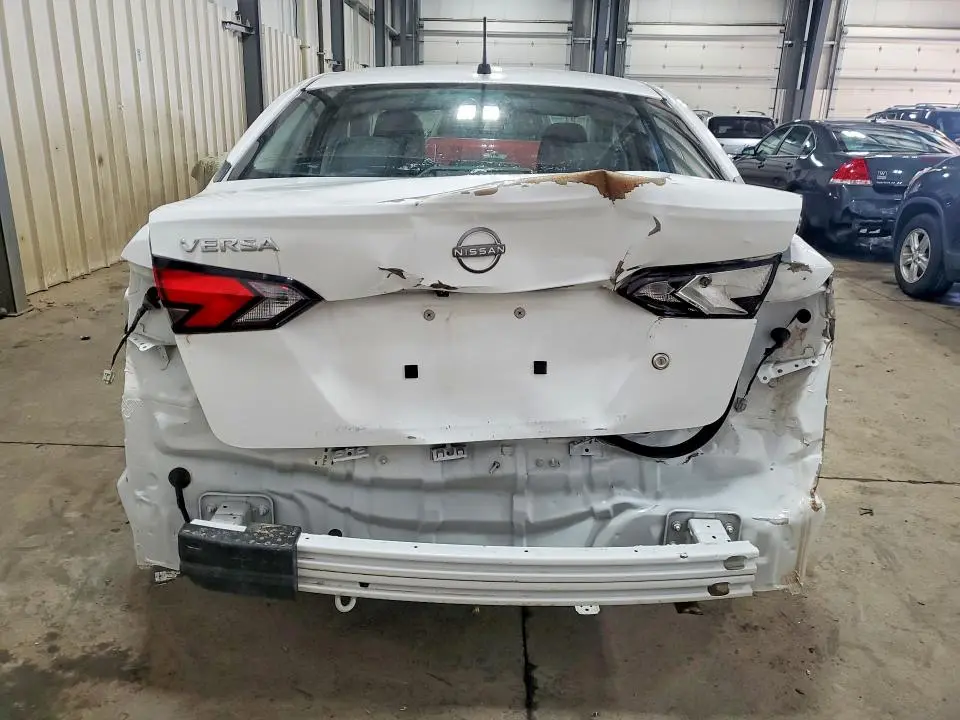 2023 NISSAN VERSA S  