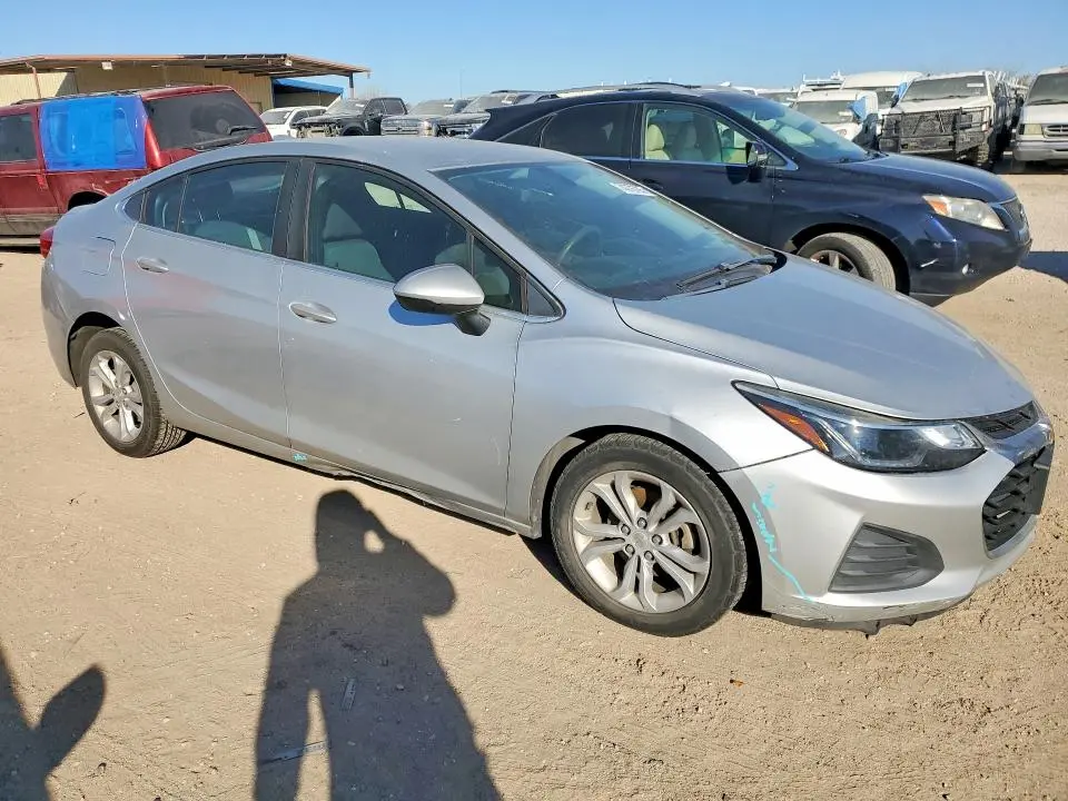 2019 CHEVROLET CRUZE LT  