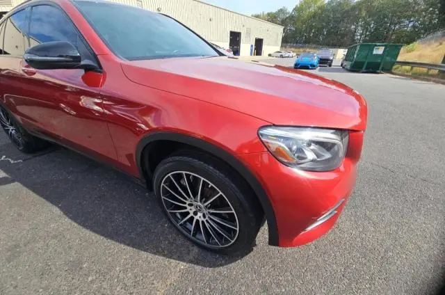2019 MERCEDES-BENZ GLC 300  