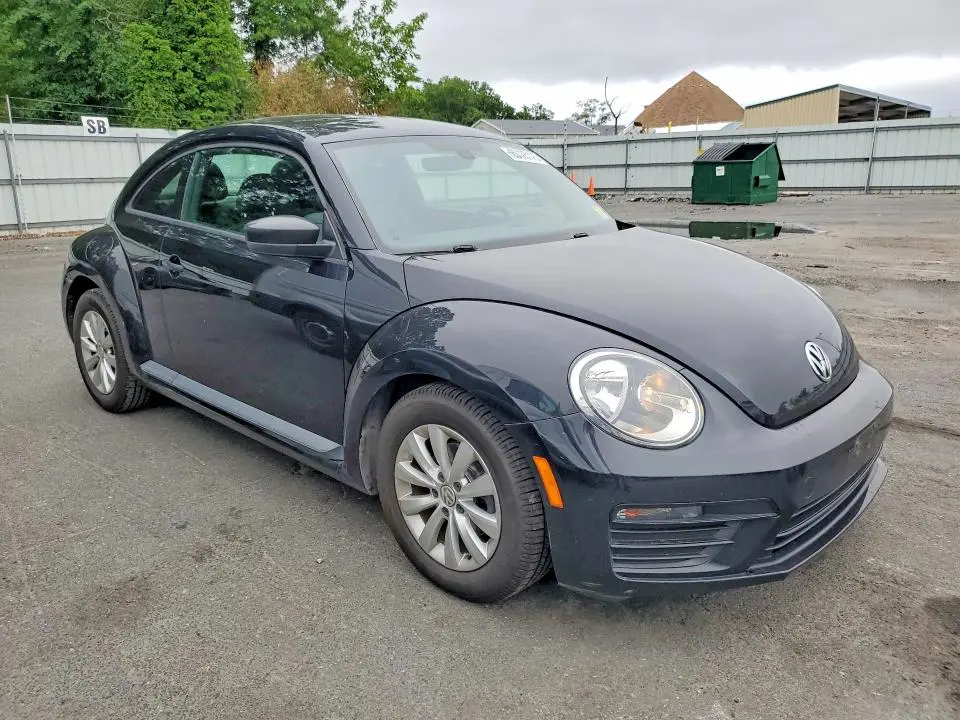 2017 VOLKSWAGEN BEETLE 1.8T  