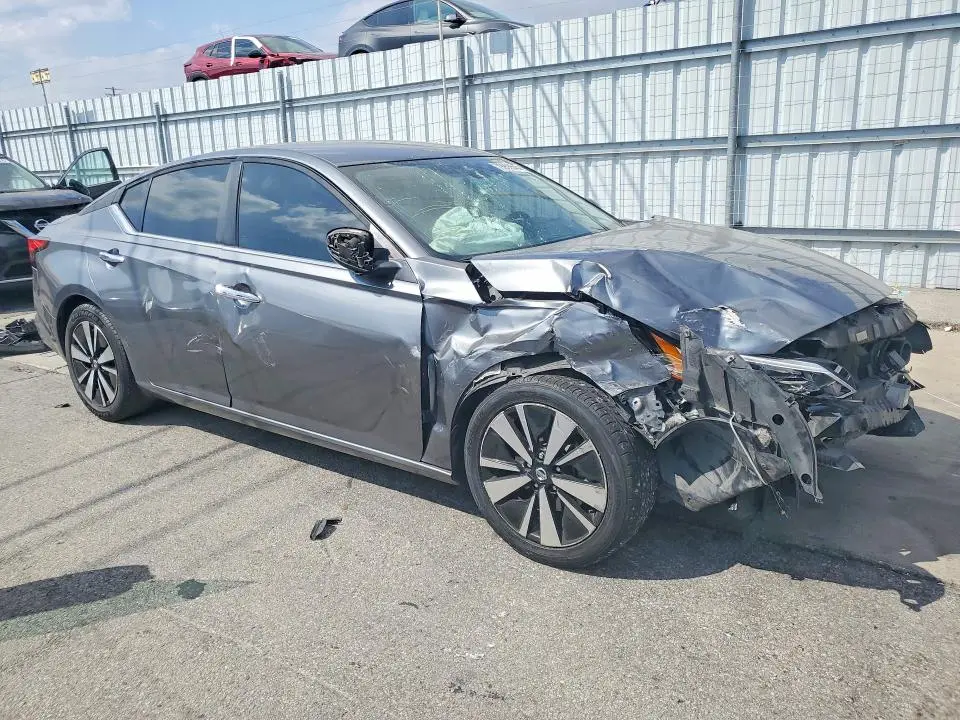 2021 NISSAN ALTIMA 2.5 SV  