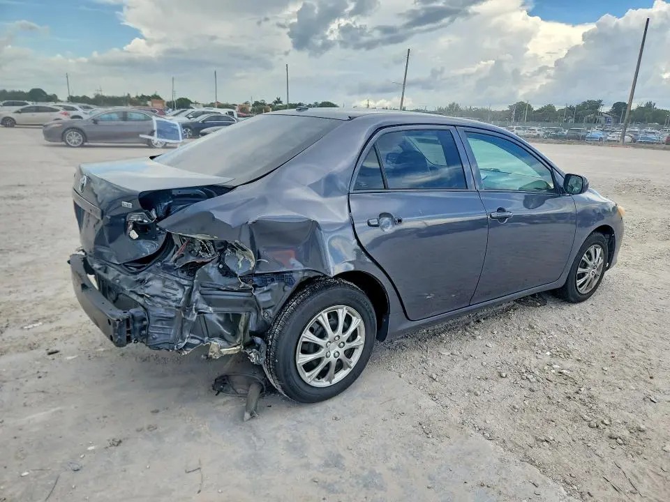 2010 TOYOTA COROLLA LE  