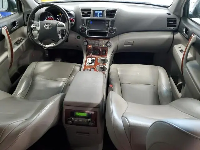 2013 TOYOTA HIGHLANDER LIMITED  