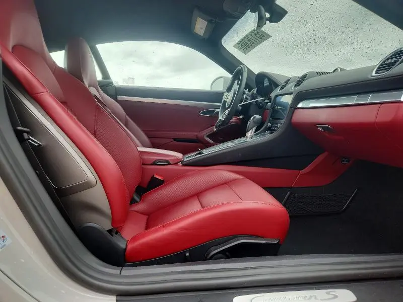 2024 PORSCHE CAYMAN S  