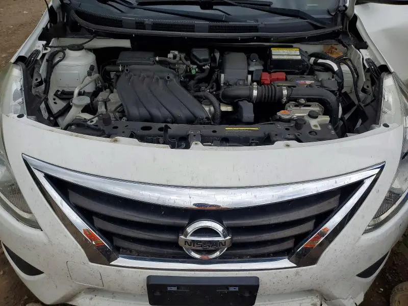 2015 NISSAN VERSA 1.6 SV  