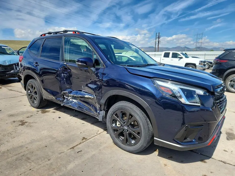 2022 SUBARU FORESTER SPORT  