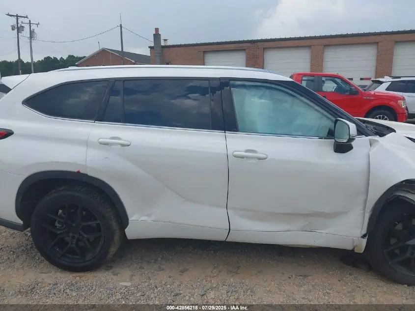 2020 TOYOTA HIGHLANDER LIMITED