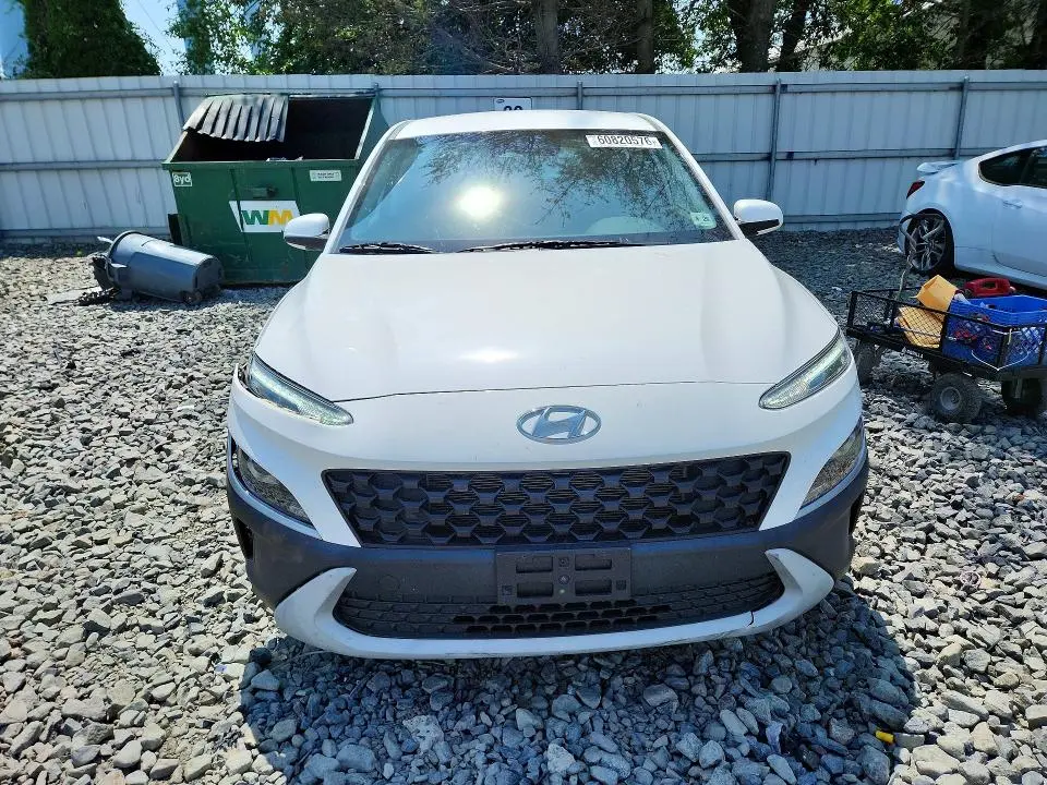 2022 HYUNDAI KONA SE  