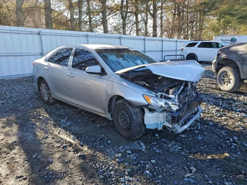 2014 TOYOTA CAMRY L  