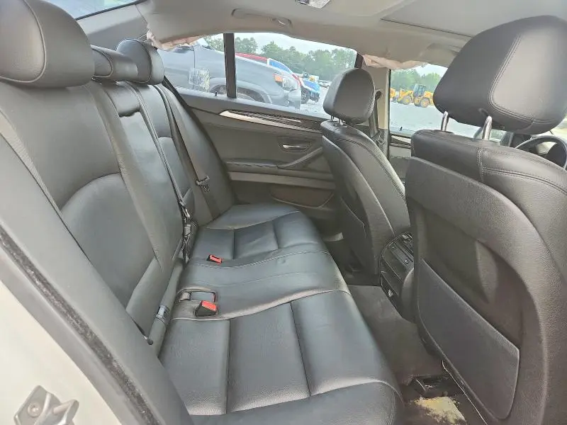 2016 BMW 528 XI  
