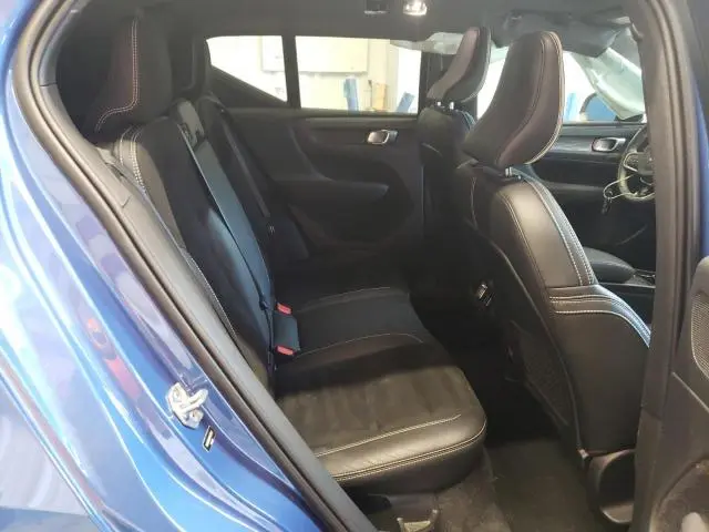 2021 VOLVO XC40 T5 R-DESIGN  