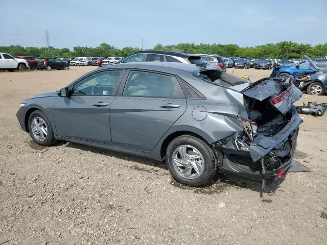 2024 HYUNDAI ELANTRA SE  