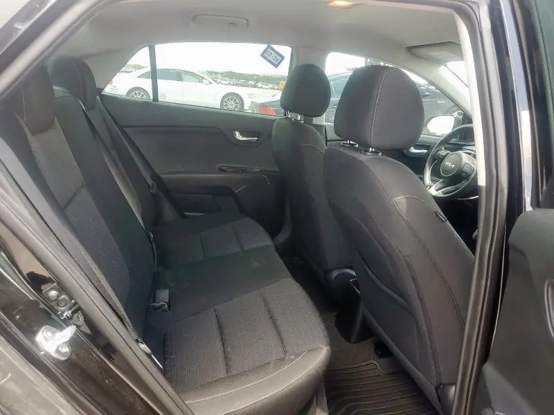 2023 KIA RIO LX  
