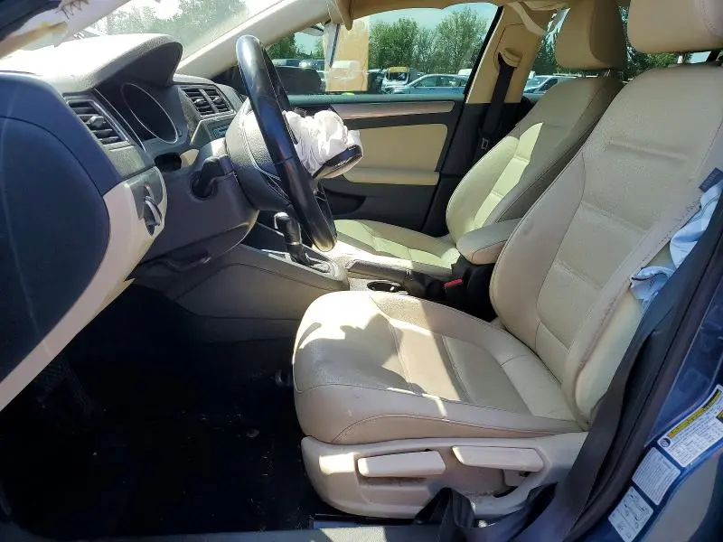 2017 VOLKSWAGEN JETTA SE  