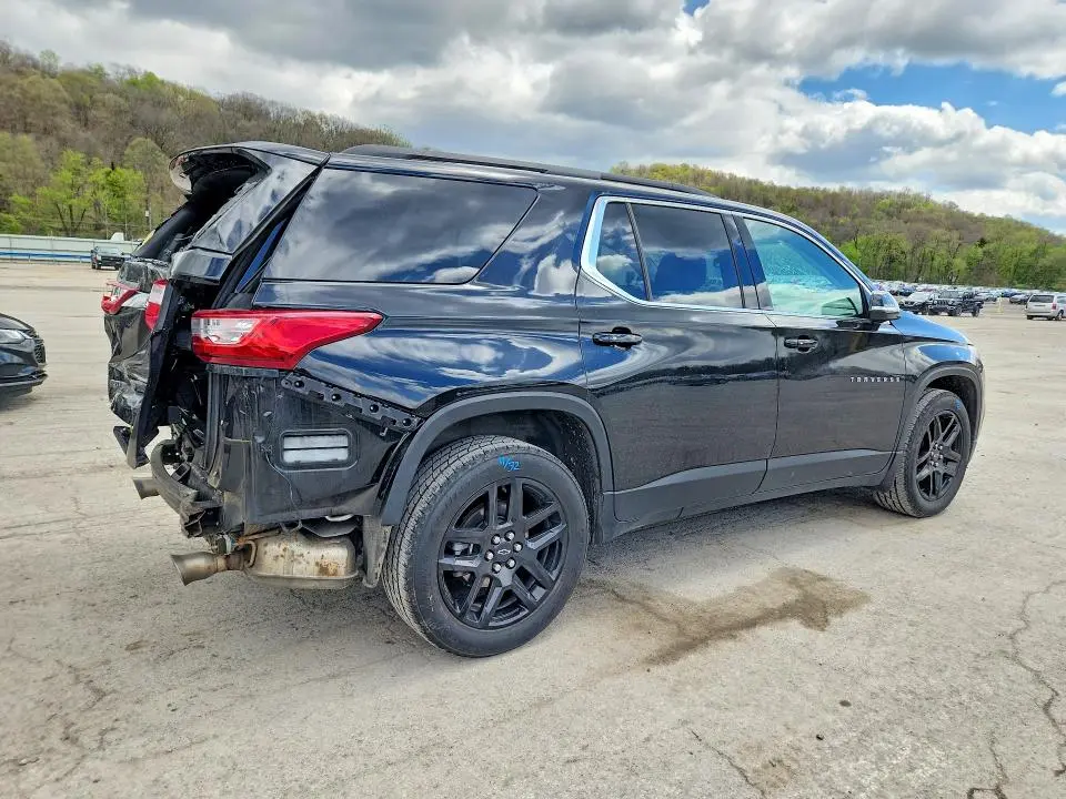 2020 CHEVROLET TRAVERSE LT  