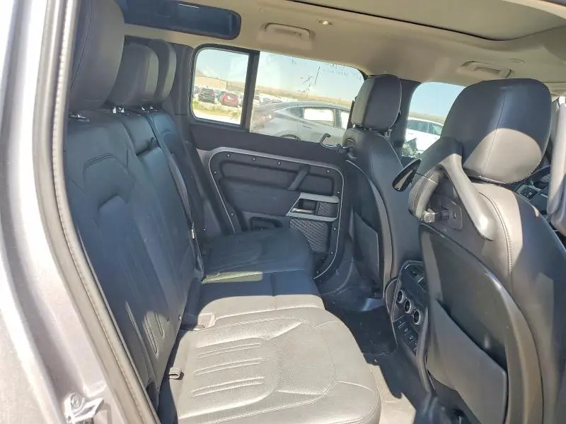 2021 LAND ROVER DEFENDER 110 SE  