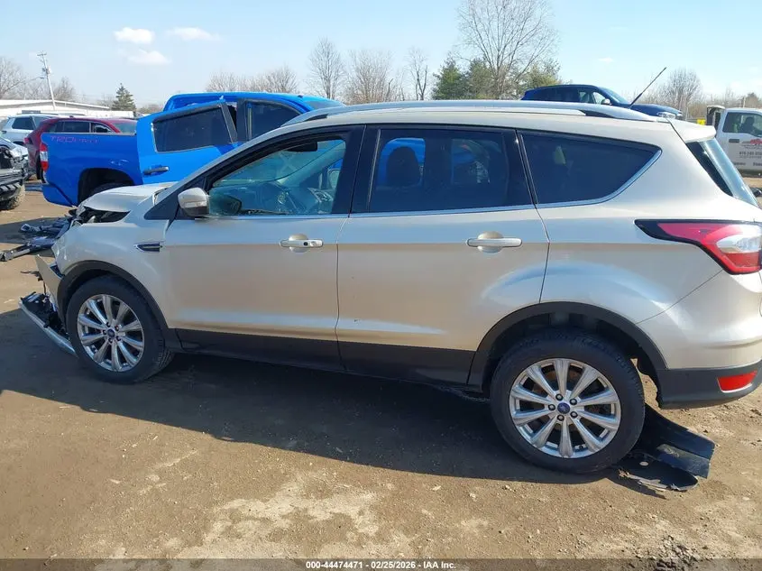 2017 FORD ESCAPE TITANIUM