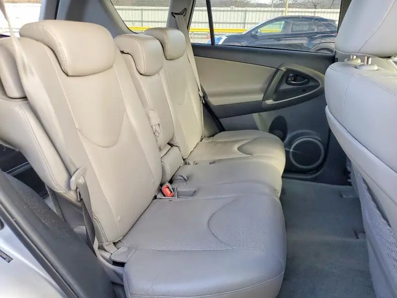 2011 TOYOTA RAV4 LIMITED  