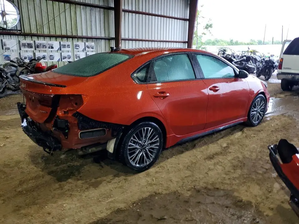 2023 KIA FORTE GT LINE  