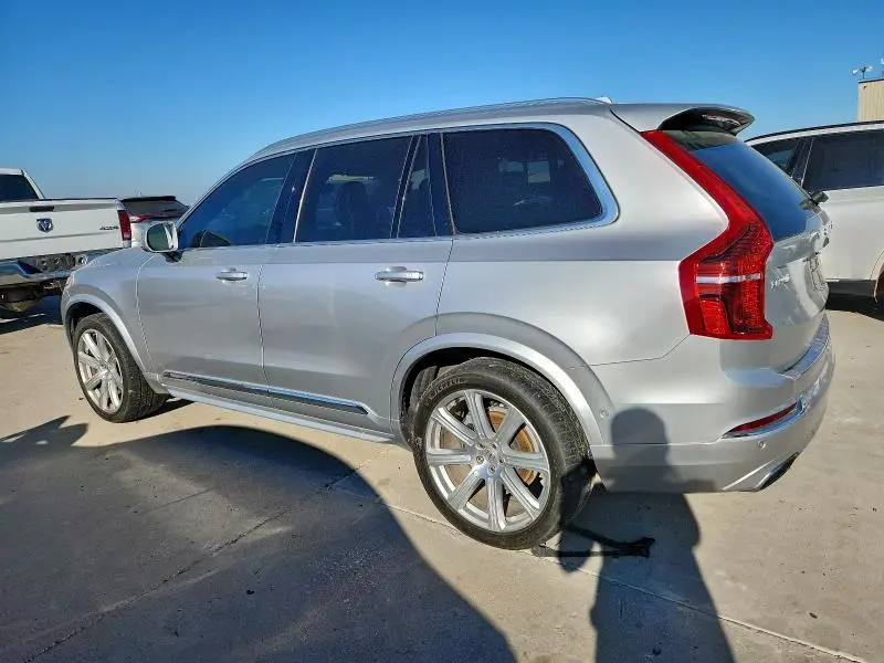 2016 VOLVO XC90 T6  
