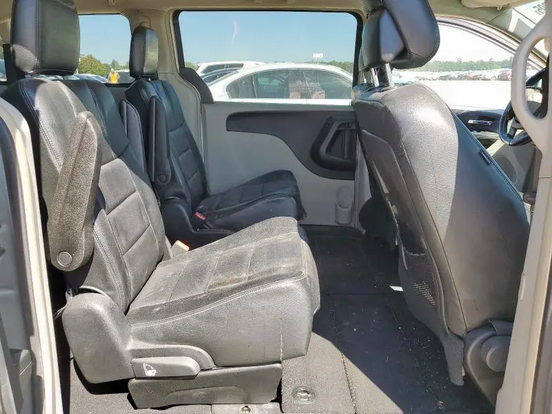 2012 CHRYSLER TOWN & COUNTRY TOURING  