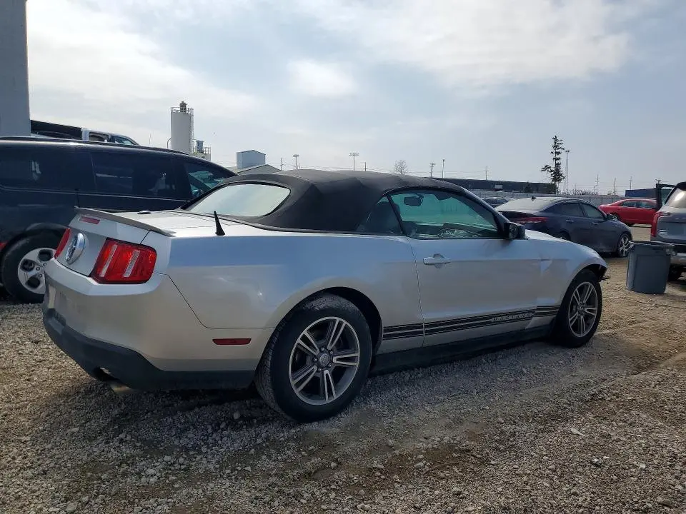 2010 FORD MUSTANG   