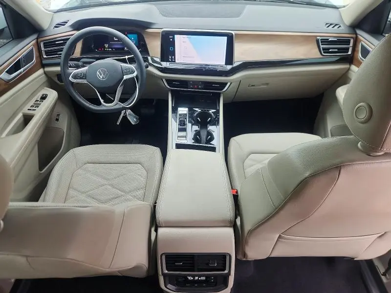 2024 VOLKSWAGEN ATLAS SE  