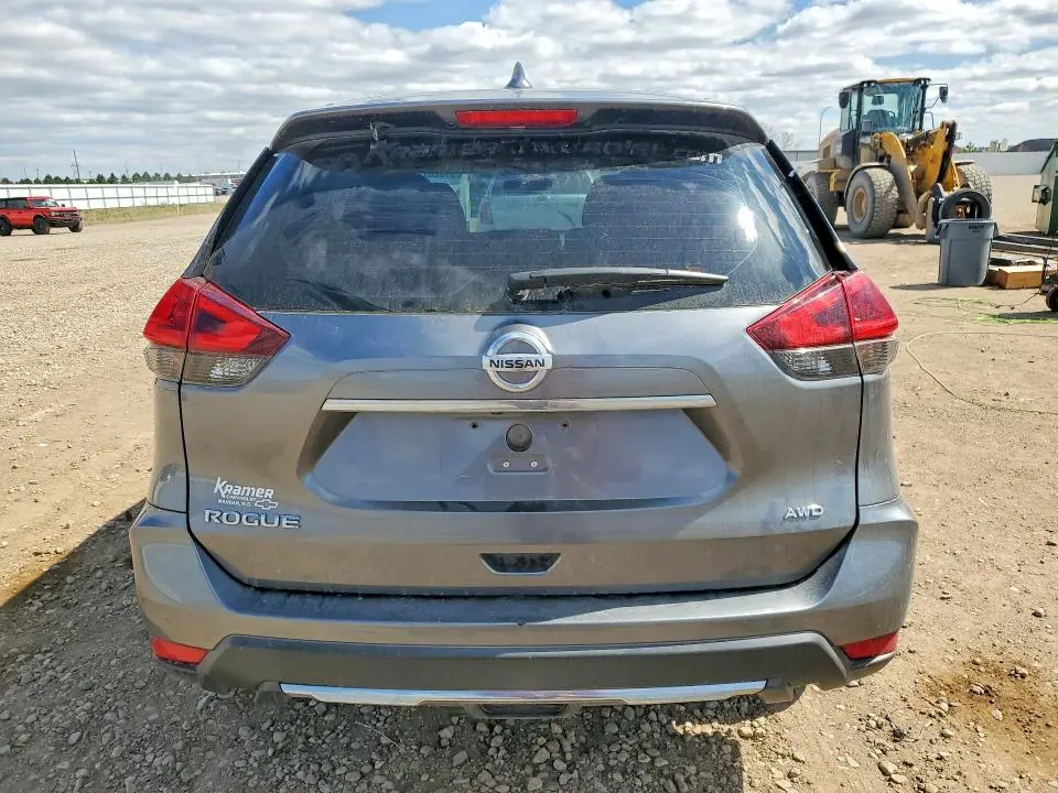 2018 NISSAN ROGUE S  